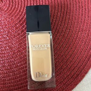 Dior forever skin glow 3W shade used 3 times